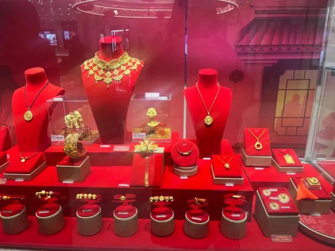 金年会金字招牌信誉至上金价再涨！贺岁饰品卖疯了！(图3)